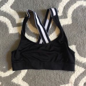Black sports bra